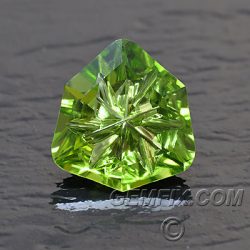 peridot trilliant stellar cut