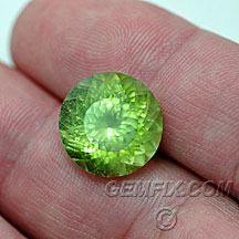 apple green large round peridot